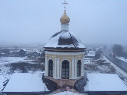 Список служб на декабрь 2015 года. Кровля над центральными алтарями.