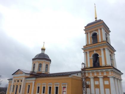 Празднование в честь Казанской иконы Божией Матери.