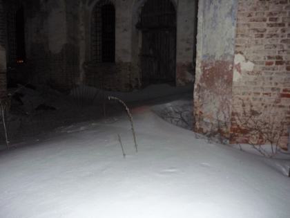 Храм вид изнутри зима 2011